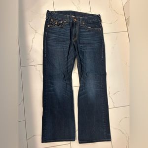 True religion men’s jeans. Billy relaxed boot cut. Size 33.